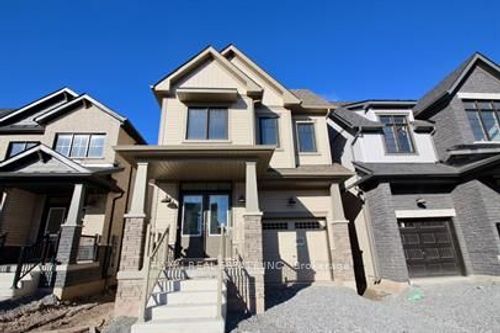 58 Stern Dr, Welland, ON, L3B0M3 | Card Image