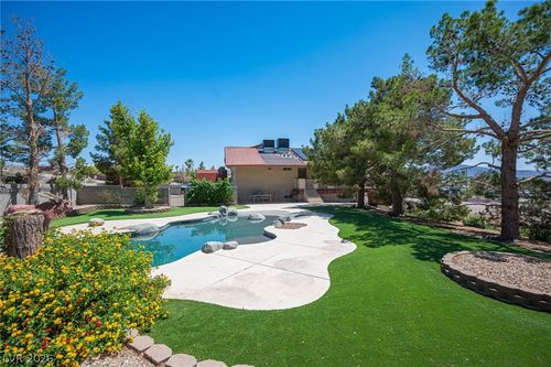 1106 E Athens Ave, Henderson, NV, 89015-4725 | Card Image