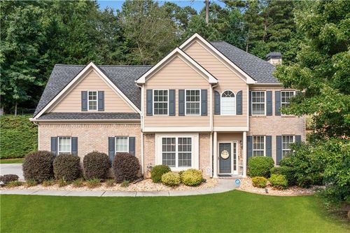 355 Thorn Creek Way, DALLAS, GA, 30157-9632 | Card Image