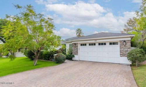 5130 N 32nd Pl, Phoenix, AZ, 85018-1407 | Card Image