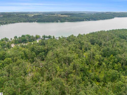 0 Bear Cove Ln, Petoskey, MI, 49770 | Card Image