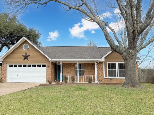 419 Narcissus St, Lake Jackson, TX, 77566-5961 | Card Image