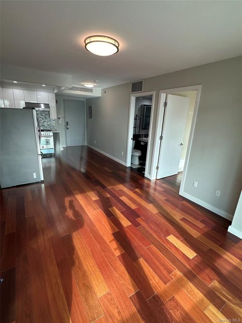 apt-11d-14238 37th Ave, Flushing, NY, 11354-4573 | Card Image