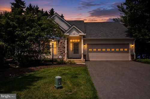 12 Fringe Tree Ct, PRINCETON, NJ, 08540-5061 | Card Image