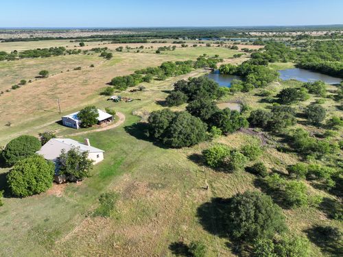 950 County Road 126, Moran, TX, 76464-3308 | Card Image