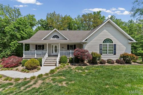 201 Estate Dr, Chester, IL, 62233-2223 | Card Image
