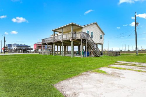 126 Nesmith Pl, Surfside Beach, TX, 77541-8995 | Card Image