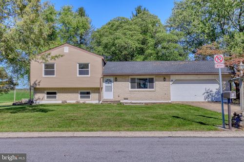 125 Ramblewood Rd, PENNSYLVANIA FURNACE, PA, 16865-9727 | Card Image