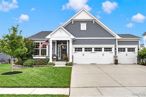 183 Redmond Pines Dr, Wentzville, MO, 63385-4359 | Card Image
