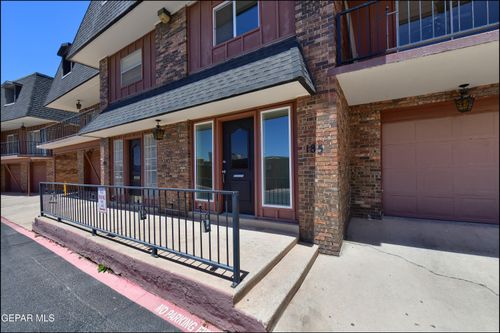 185-4800 N Stanton St, El Paso, TX, 79902-1235 | Card Image