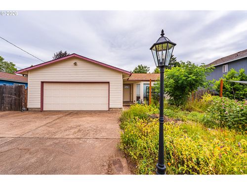 3457 Mahlon Ave, Eugene, OR, 97401-5861 | Card Image