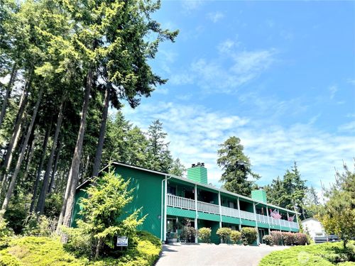 apt-203-645 Nw Atalanta Way, Oak Harbor, WA, 98277-2037 | Card Image