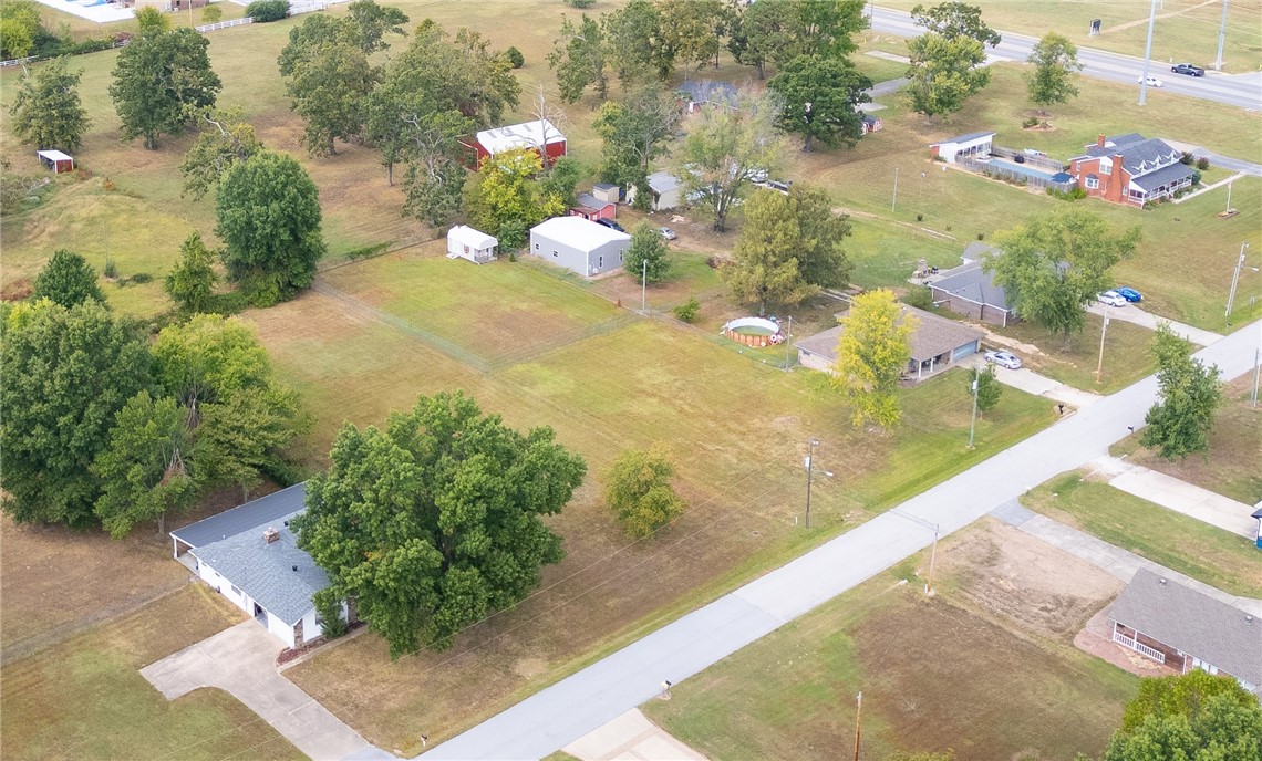 1500 Mayflower Road, For Sale in Bentonville Zoocasa