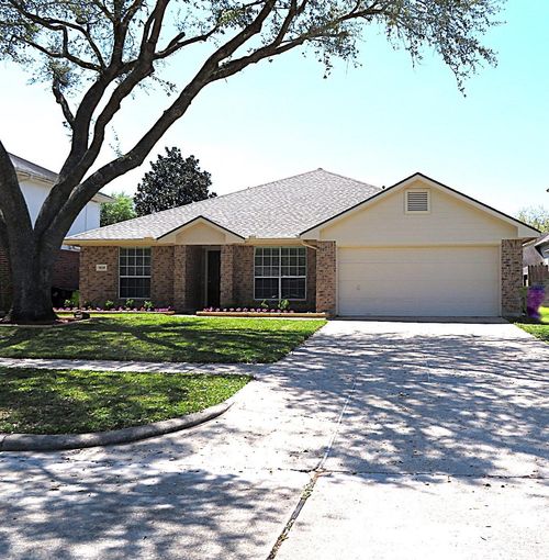 1606 Caslyn Dr, Rosenberg, TX, 77471-6107 | Card Image