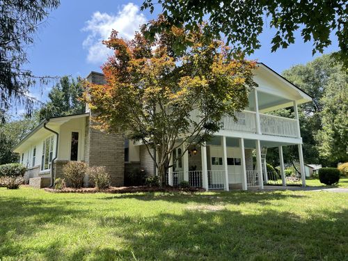 703 Flower Lane Dr, Estill Springs, TN, 37330-3063 | Card Image