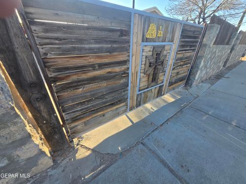 211 Carrizo Dr Drive, Sunland Park, NM, 88063 | Card Image