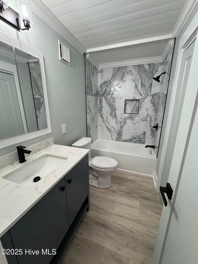 APT-1 - 519 Canal Dr, Condo with 2 bedrooms, 2 bathrooms and null parking in Carolina Beach NC | Image 18