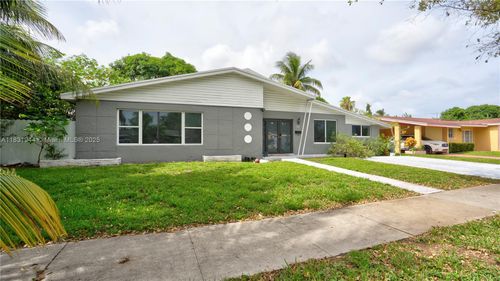 225 Ne 175th St, North Miami Beach, FL, 33162-1814 | Card Image