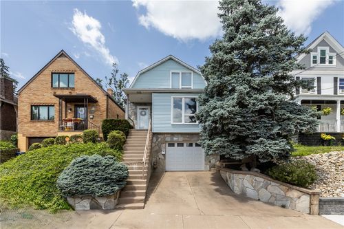 2216 Palm Beach Ave, Pittsburgh, PA, 15216-3534 | Card Image
