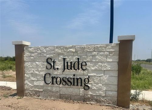 9703 N 71st Ln, Mission, TX, 78573-6115 | Card Image