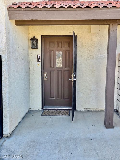 e3-741 Bourbon St, Pahrump, NV, 89048-6193 | Card Image