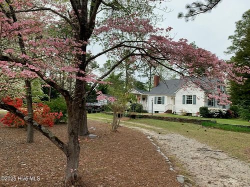 435 W Baltimore Ave, Pinebluff, NC, 28373-8197 | Card Image