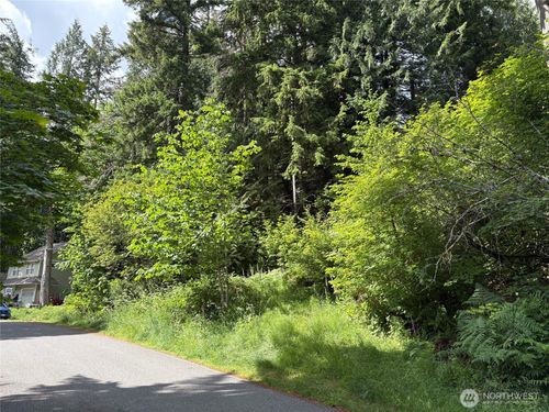 69 Honeycomb Ln, Bellingham, WA, 98229-7861 | Card Image