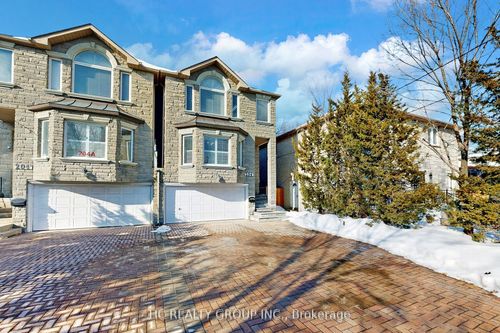 204B Finch Ave E, North York, ON, M2N4R9 | Card Image