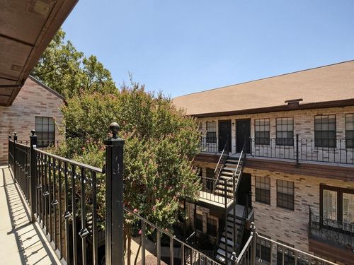 apt-102-2216 San Gabriel St, Austin, TX, 78705-5032 | Card Image