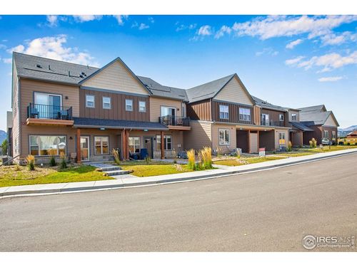 1720 Continental Peaks Cir, Estes Park, CO, 80517-9828 | Card Image