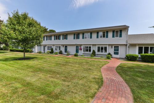 q66-174 Lowell Rd, Mashpee, MA, 02649-2881 | Card Image