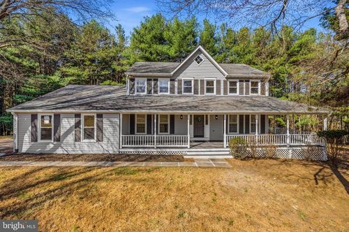 5623 Wilshire Ct, WARRENTON, VA, 20187-4555 | Card Image