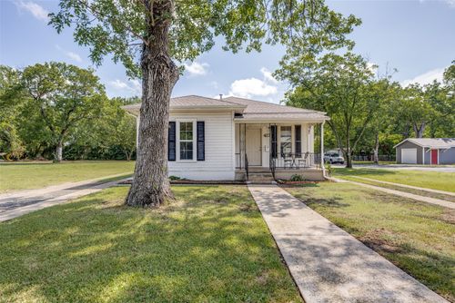 417 N Cleveland Ave, Sherman, TX, 75090-6313 | Card Image