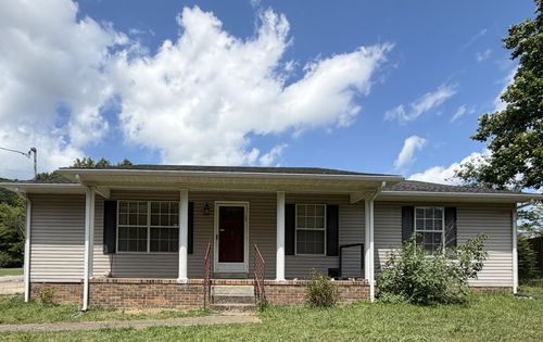 499 Belew Dr, Lawrenceburg, TN, 38464-4516 | Card Image