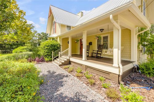 417 W Minnesota Avenue, DELAND, FL, 32720 | Card Image