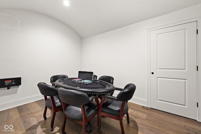 Card Room | Image 85