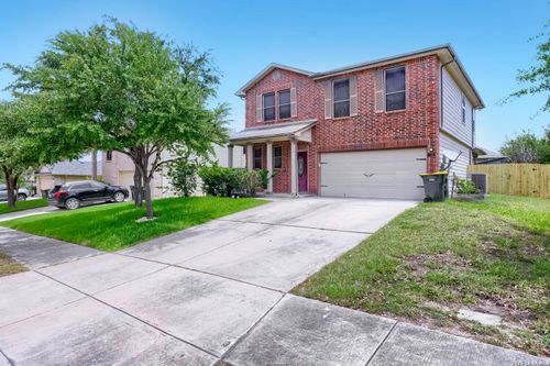 715 Eagles Gln, Schertz, TX, 78108-3437 | Card Image