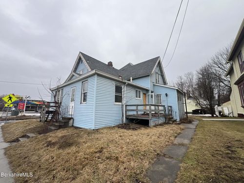 71 Center St, Pittsfield, MA, 01201-5863 | Card Image