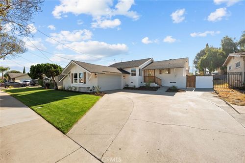 676 Alvin St, San Diego, CA, 92114-1816 | Card Image