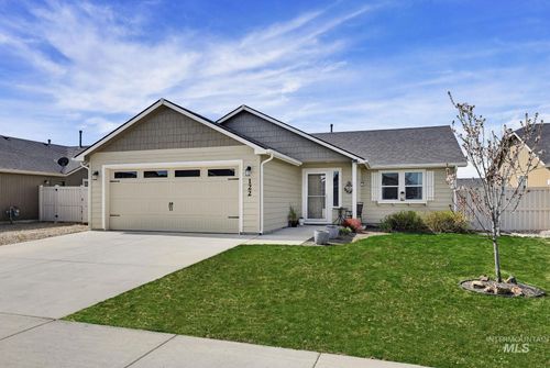 122 Concourse Ave, Caldwell, ID, 83605-4877 | Card Image