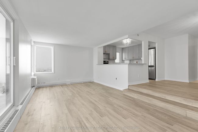 1603 - 1081 Ambleside Drive, Condo with 2 bedrooms, 1 bathrooms and null parking in Woodroffe ON | Image 7