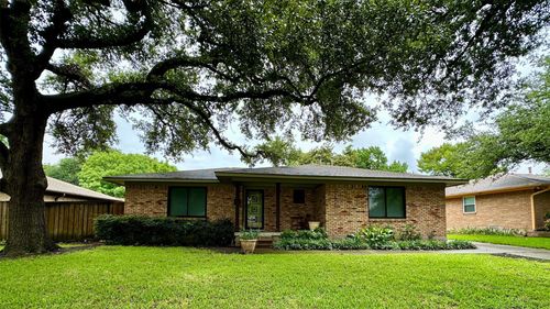 2510 Pinebluff Dr, Dallas, TX, 75228-5830 | Card Image