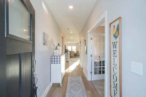 6107 Gladstone Ln, Rockvale, TN, 37153-2105 | Card Image