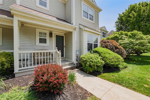 421 Cornwall Meadows Ln, Patterson, NY, 12563-2653 | Card Image