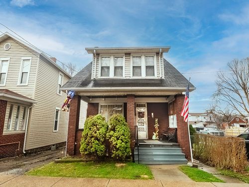 434 E 7th Ave, Tarentum, PA, 15084-1621 | Card Image