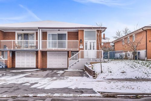 301 Pellatt Ave, North York, ON, M9N3P2 | Card Image