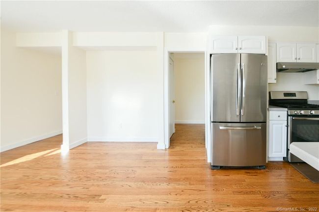 290 W Main St, House other with 4 bedrooms, 3 bathrooms and null parking in Cheshire CT | Image 9