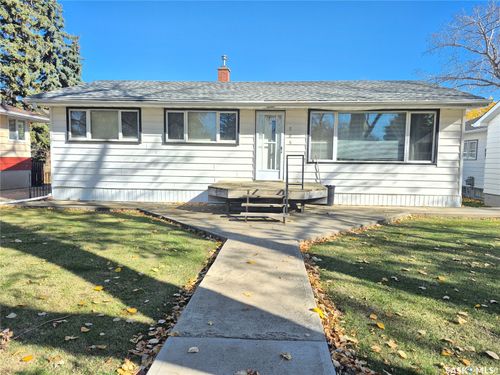 505 Bertrand Avenue, Radville, SK, S0C2G0 | Card Image