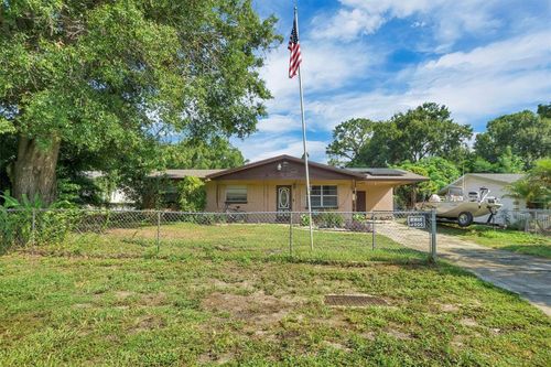 517 Marianna Rd, AUBURNDALE, FL, 33823-3724 | Card Image