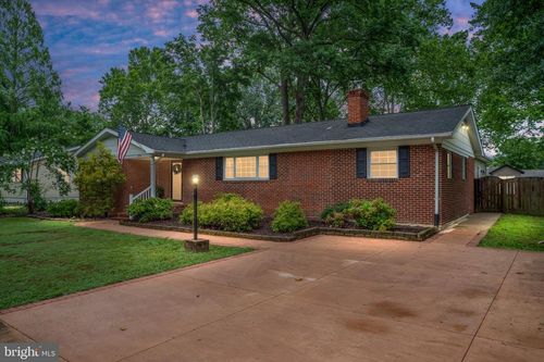 5379 Payne Dr, KING GEORGE, VA, 22485-6211 | Card Image